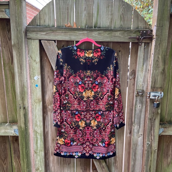 BEAUTIFUL Floral Dress - Picture 3 of 3